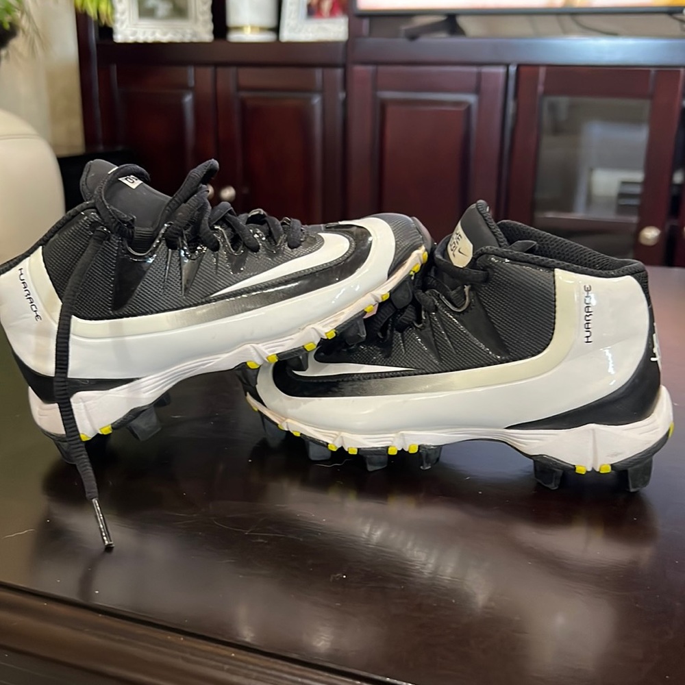 NIKE Huarache Keystone Baseball Cleats Black Shoes 807138-017 (Kids Size US 12C)